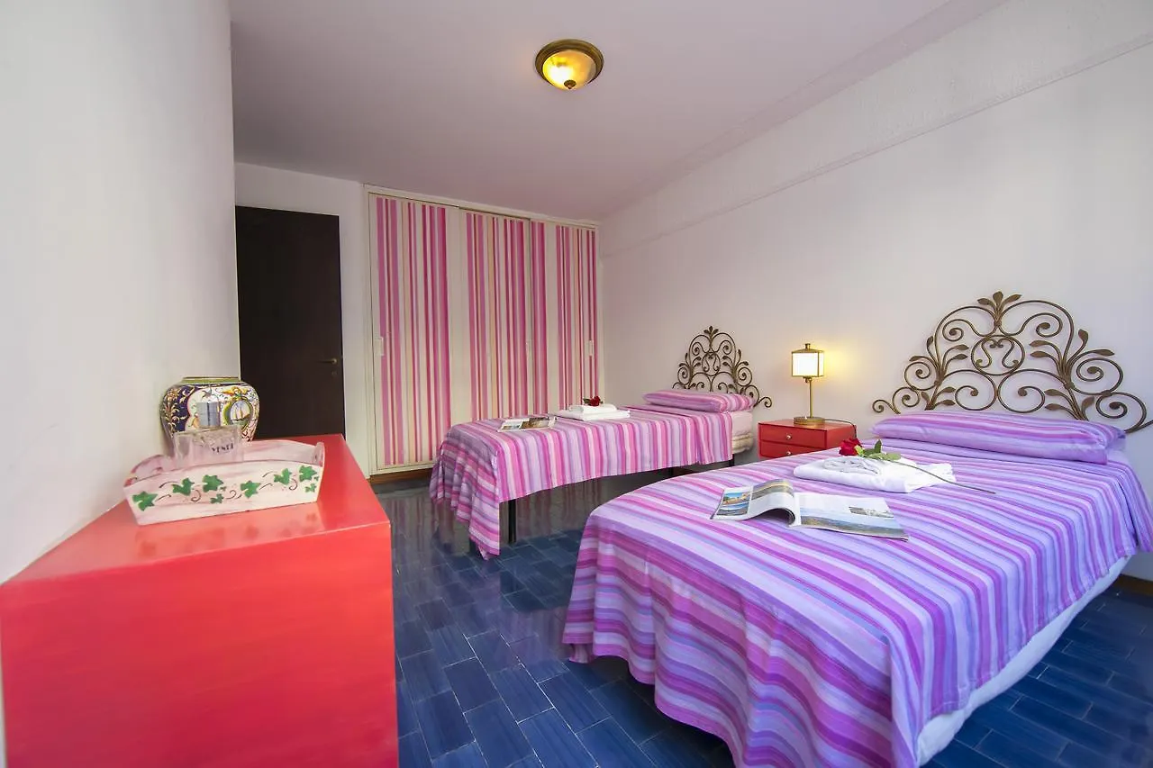 Residenza Ludovica By The Lake Angera 0*,